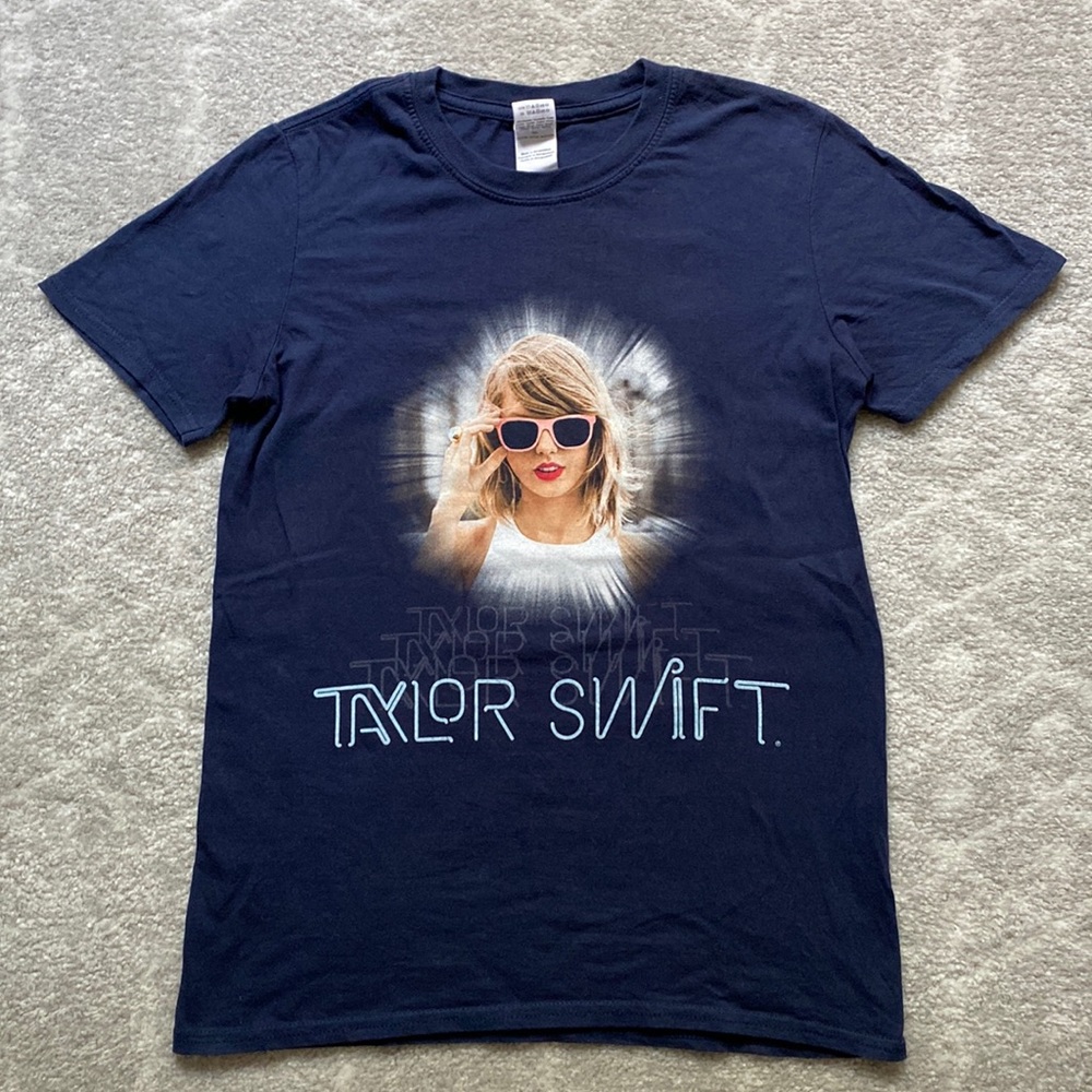Taylor Swift 1989 World Tour Concert Merch Tee